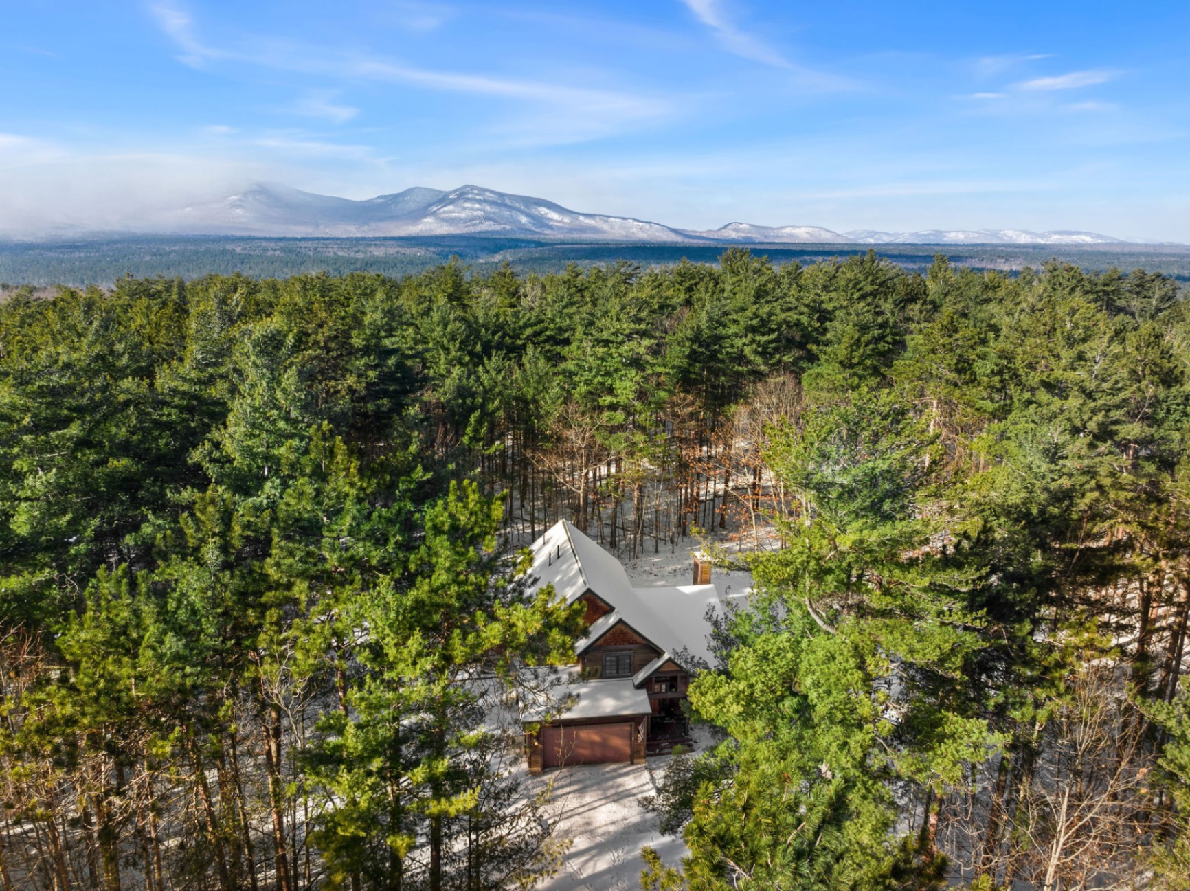 Wild Ausable Lodge, Jay NY — lodge interior